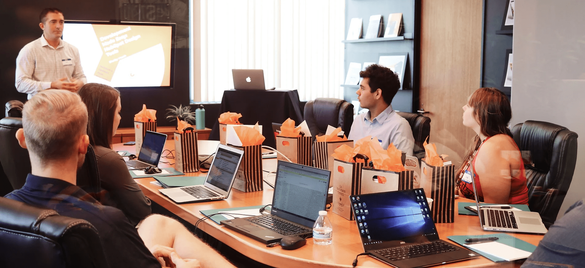 Formación y Capacitación Especializada